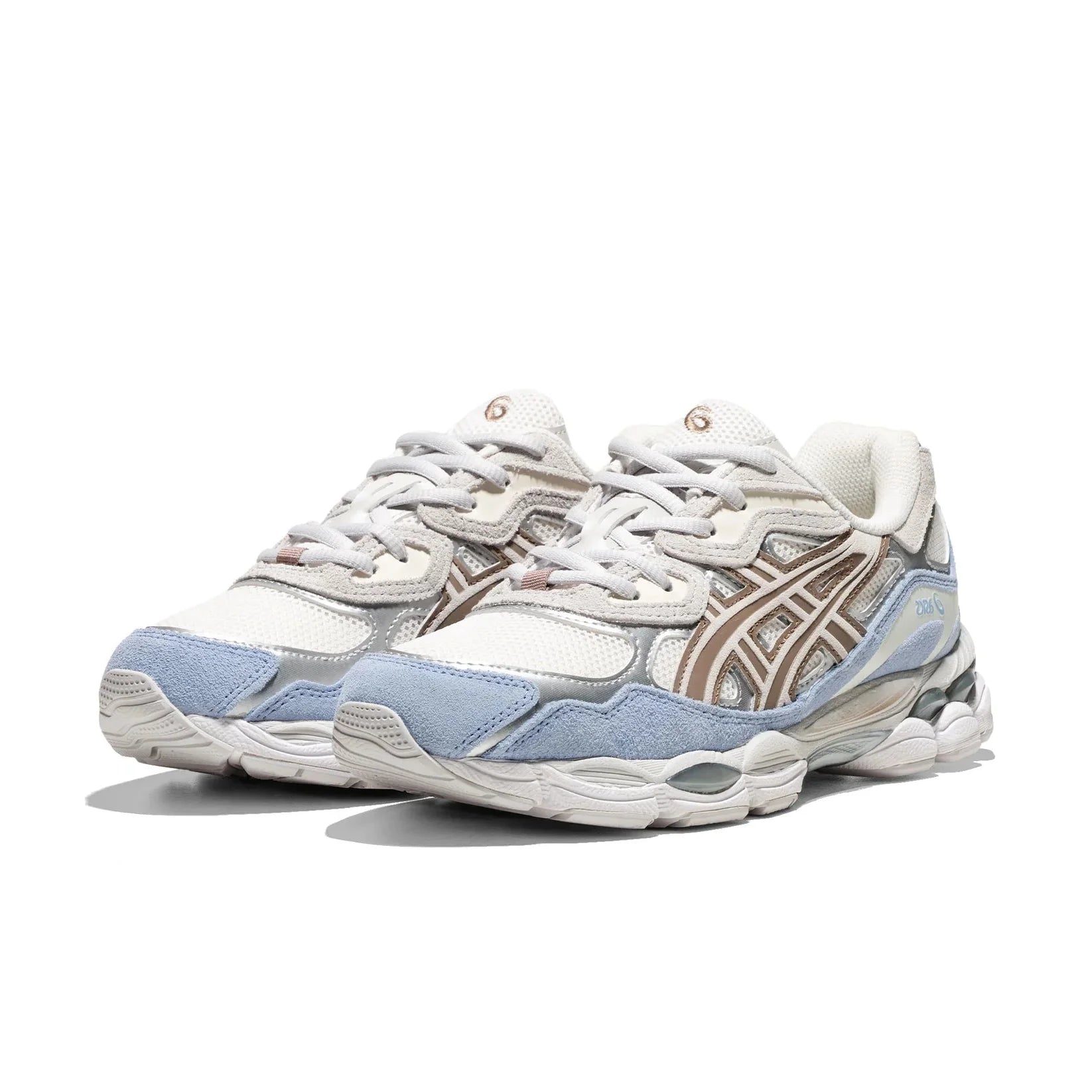 ASICS Gel-NYC – elölnézet, márkajelzés
