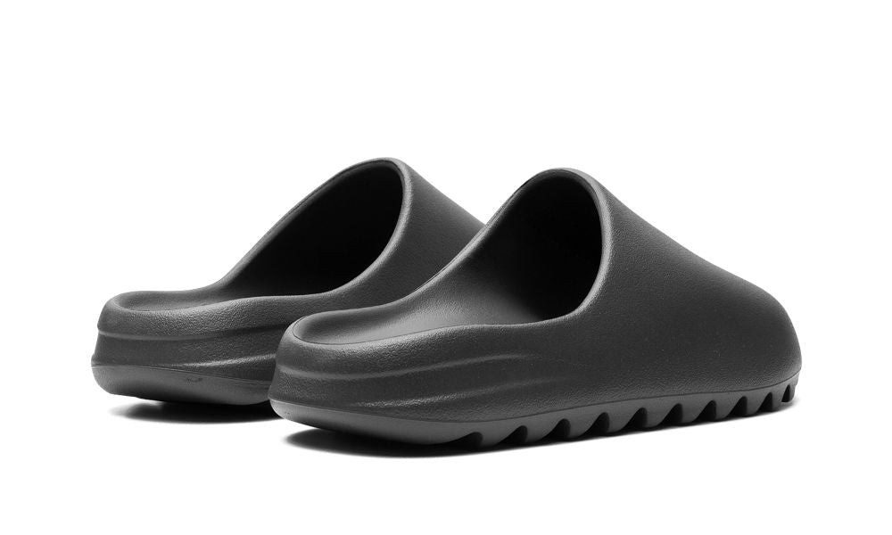 adidas Yeezy Slide Dark Onyx - OnSize