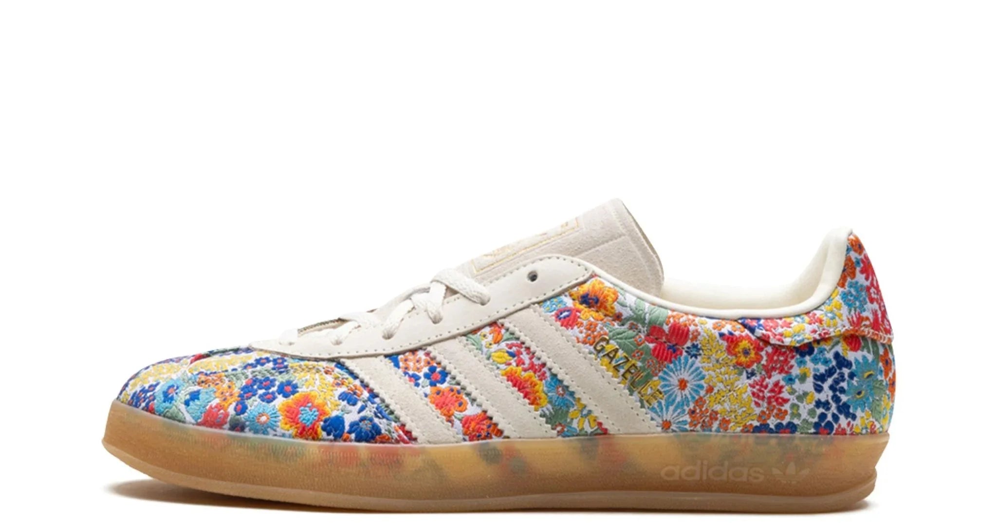 adidas Gazelle Indoor × Liberty London Floral Embroidery – oldalnézet, virágos textil felsőrész és gumitalp