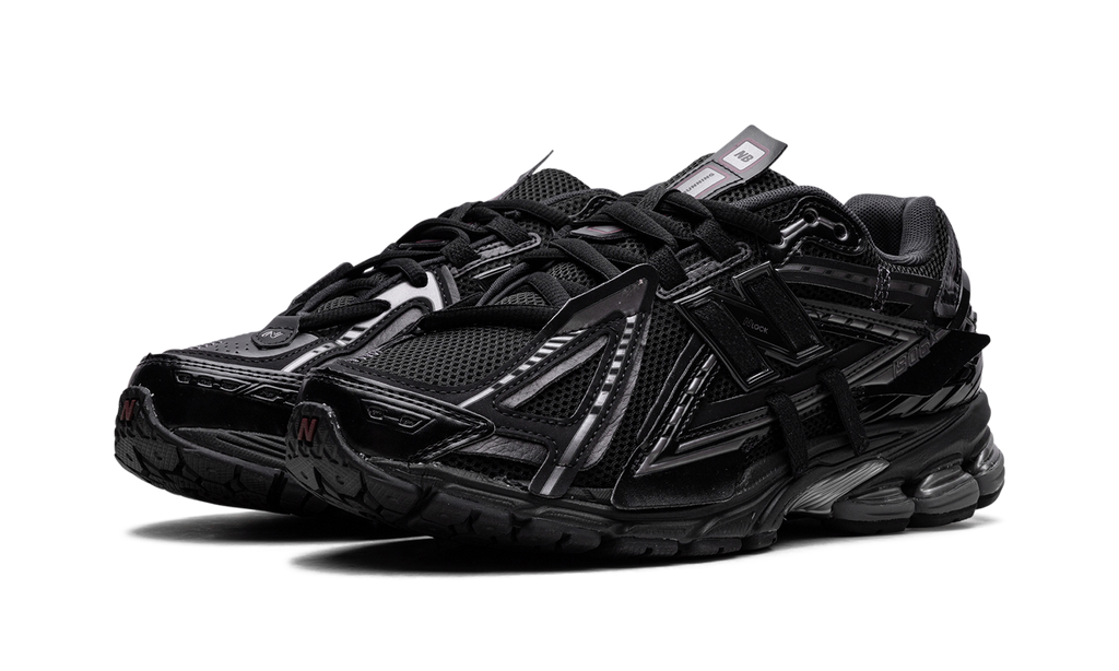 New Balance 1906A Black - OnSize