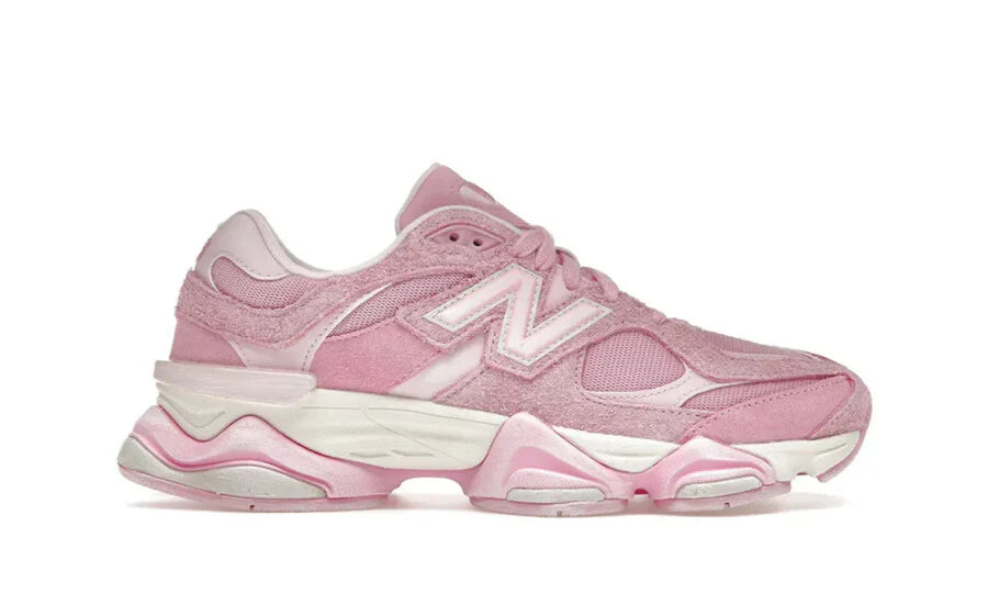 New Balance 9060 Pink Overdye – oldalnézet, rózsaszín mesh és suede overlay