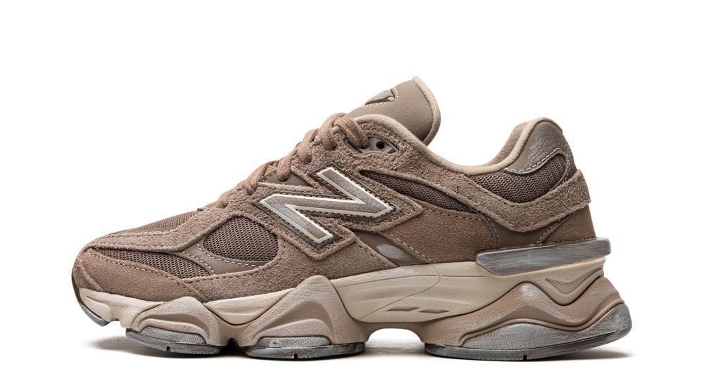 ニューバランス9060 美品 New Balance 9060 Mushroom