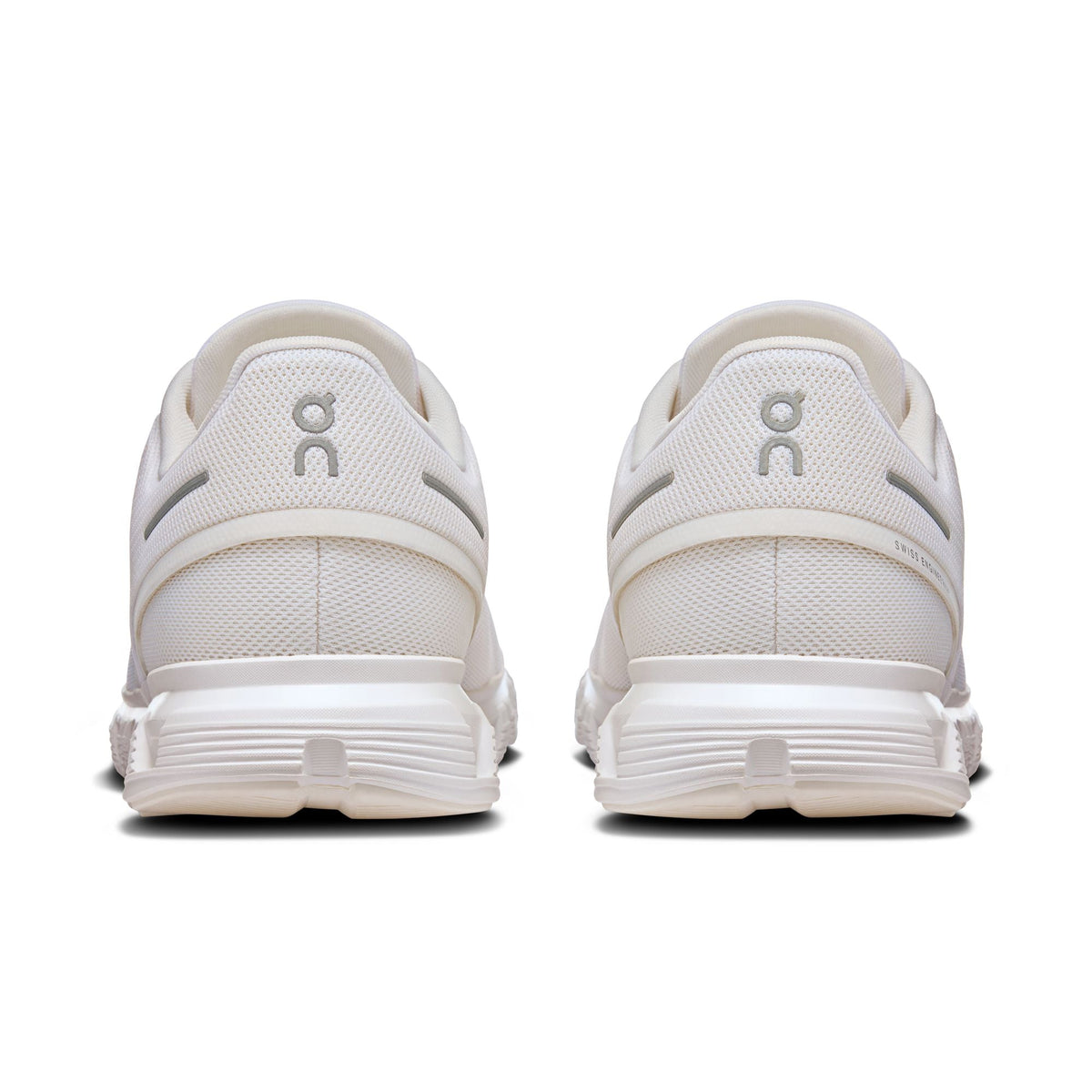 On Running Cloud 6 White - OnSize