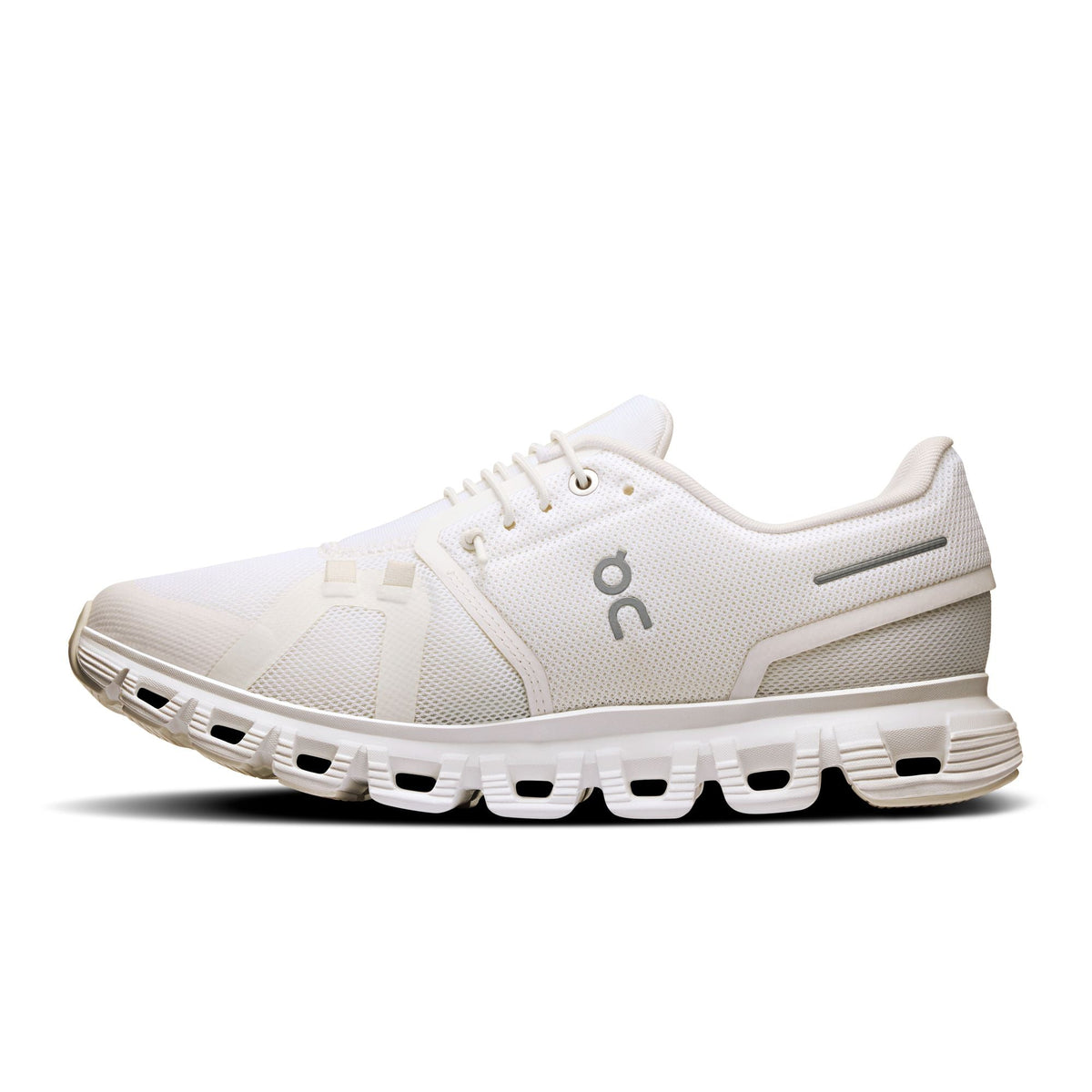 On Running Cloud 6 White (Women's) - OnSize