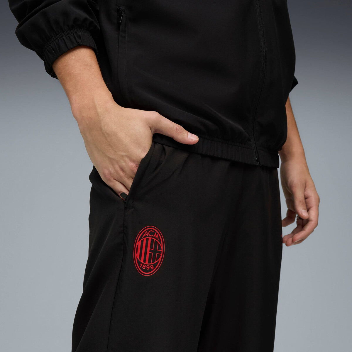 Puma AC Milan Tracksuit Woven 2025/26 - OnSize