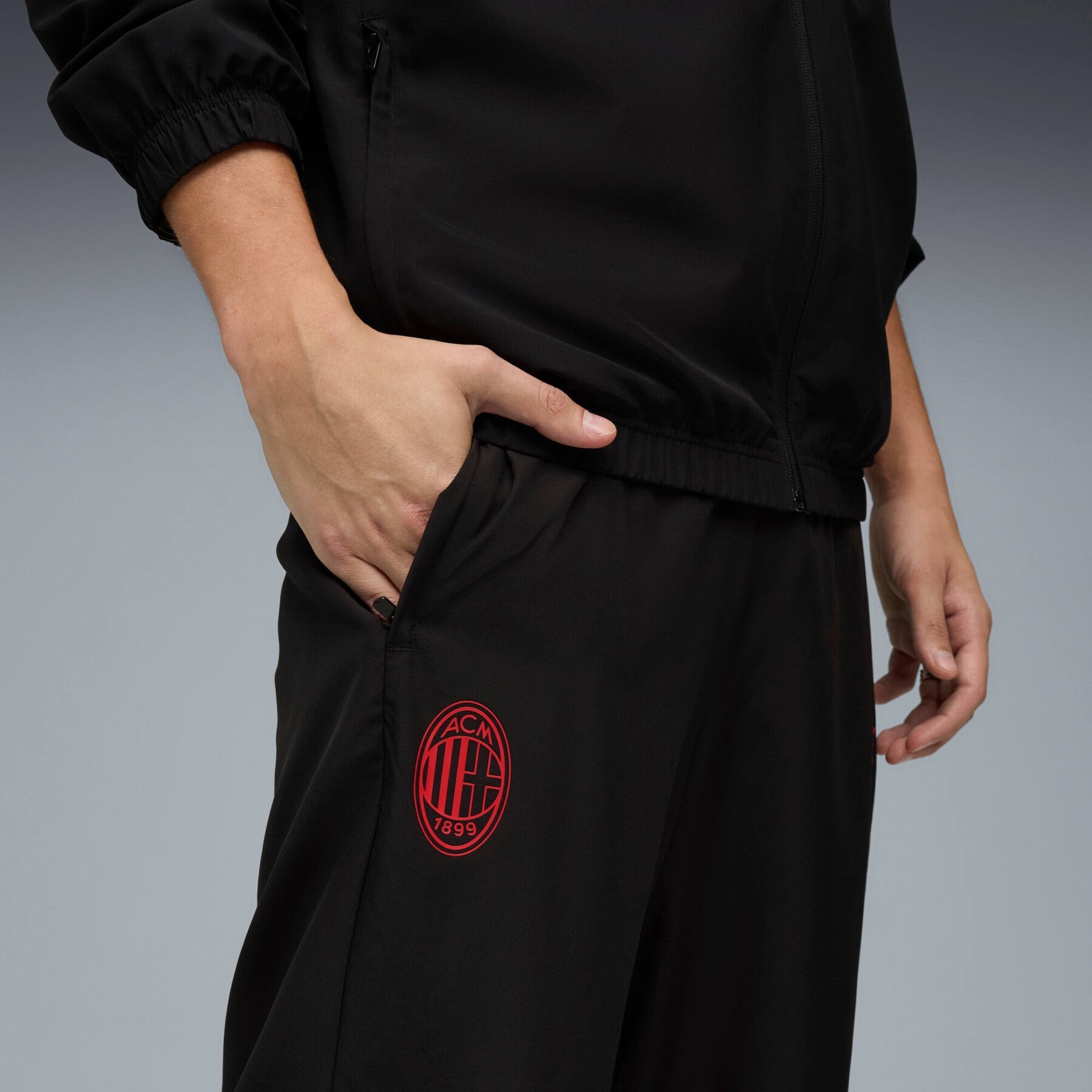 Puma AC Milan Tracksuit Woven 2025/26