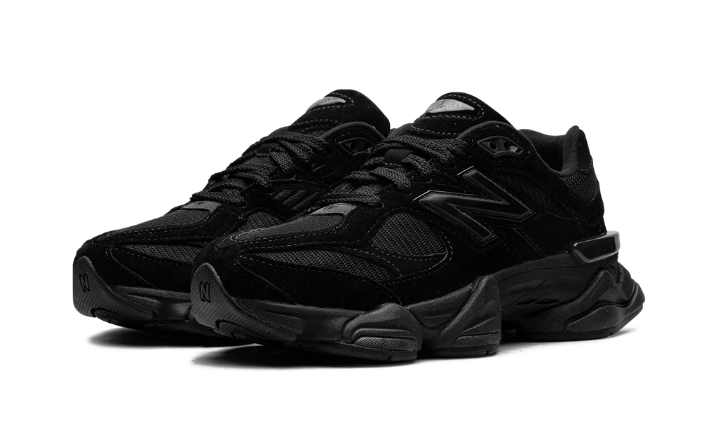 New Balance 9060 Triple Black - OnSize