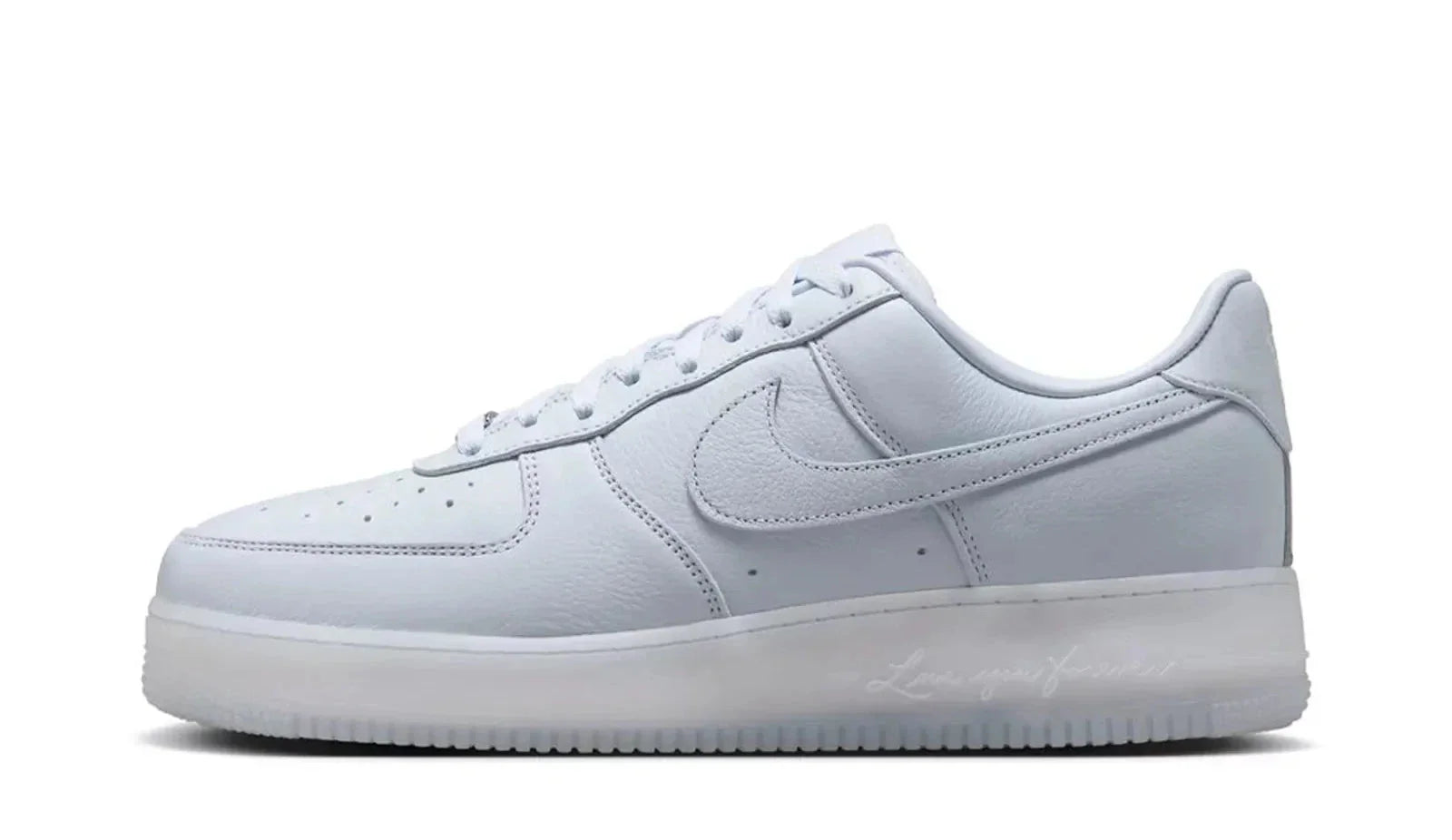 NOCTA AF1 CLB Palest Purple – oldalnézet, lila bőr felsőrész
