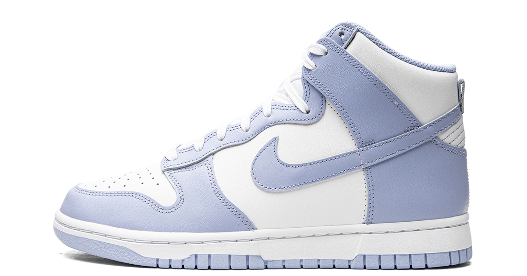 Nike Dunk High Aluminum – oldalnézet, fehér bőr és alumínium-kék részletek.