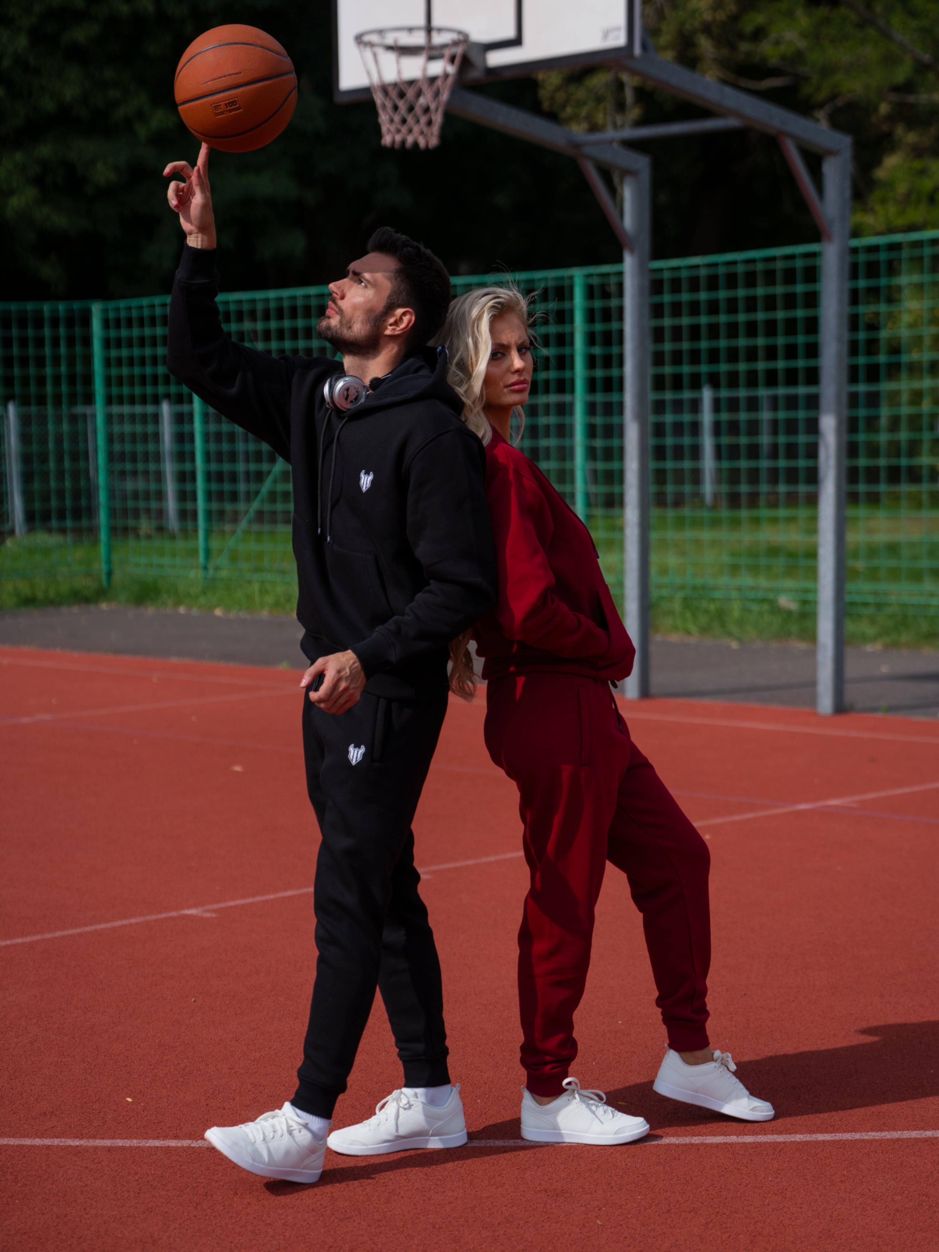 HELL FIGHT Basic Sweatpants Maroon