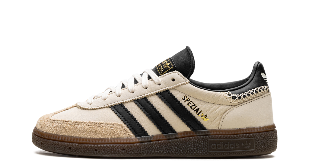 adidas Handball Spezial Wonder White Black – oldalnézet, bézs velúr és fekete csíkok