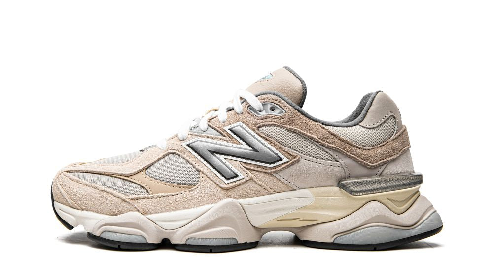 New Balance 9060 Sea Salt – oldalnézet, törtfehér mesh és velúr panelok