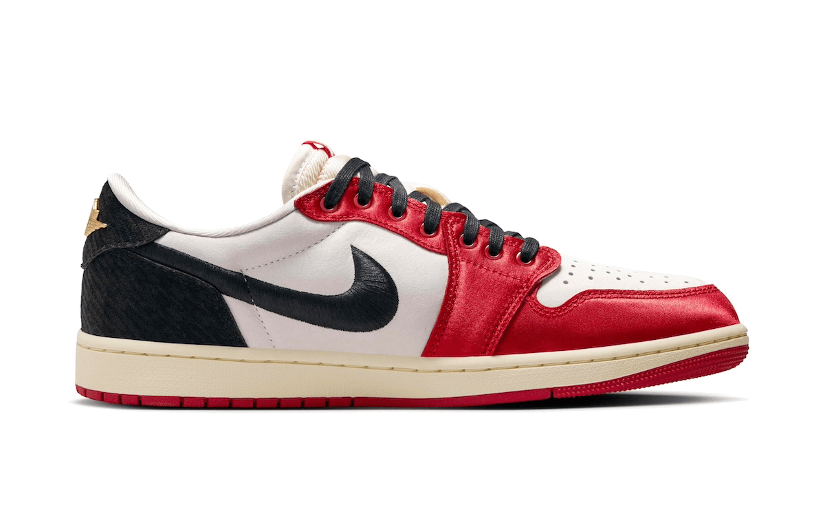 Jordan 1 Retro Low OG Trophy Room Away - OnSize