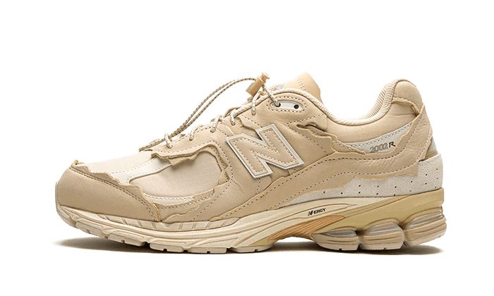 New Balance 2002R Protection Pack Sandstone - OnSize