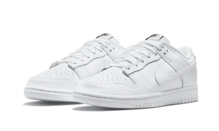 Nike Dunk Low Triple White - OnSize