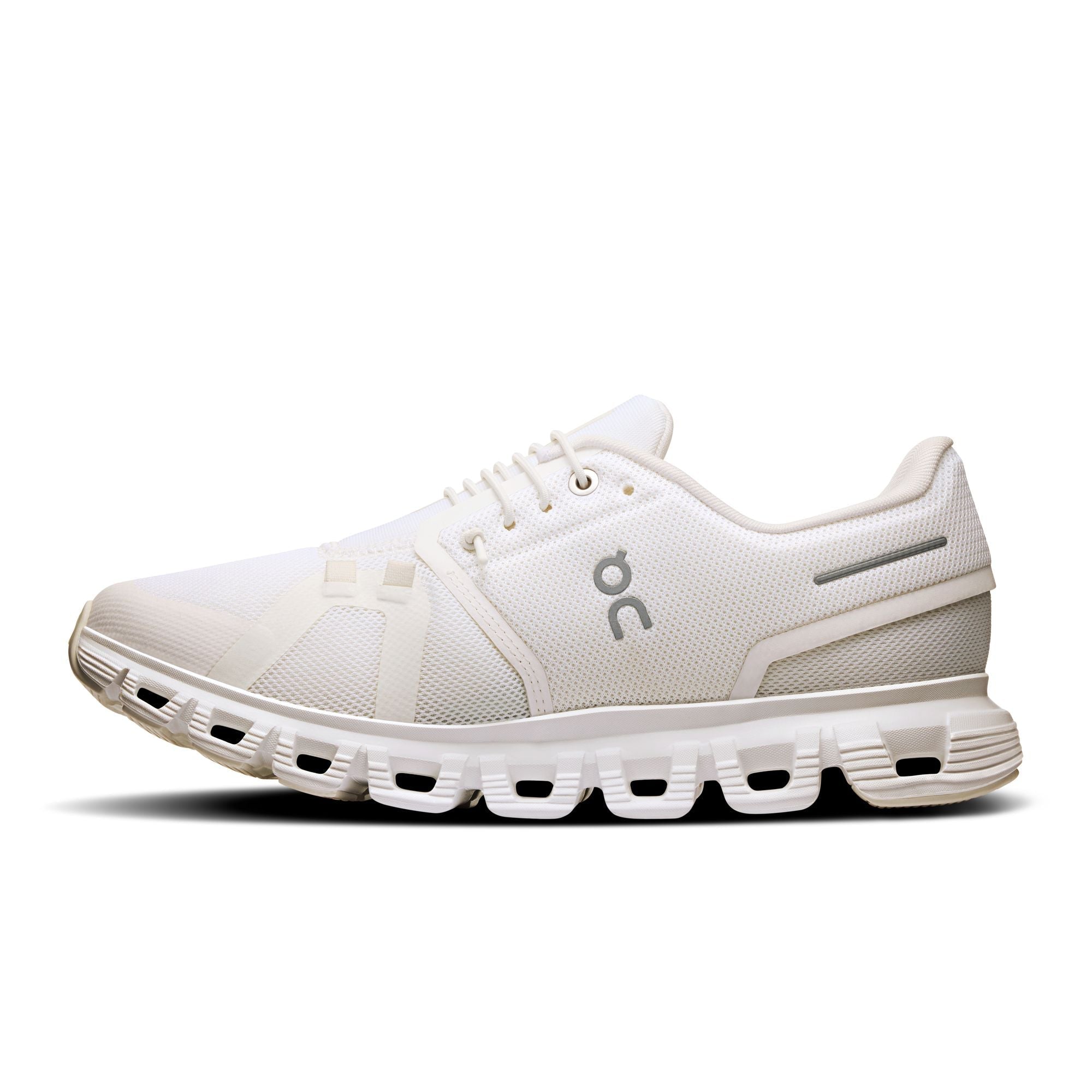 On Running Cloud 6 White (Women's) - OnSize