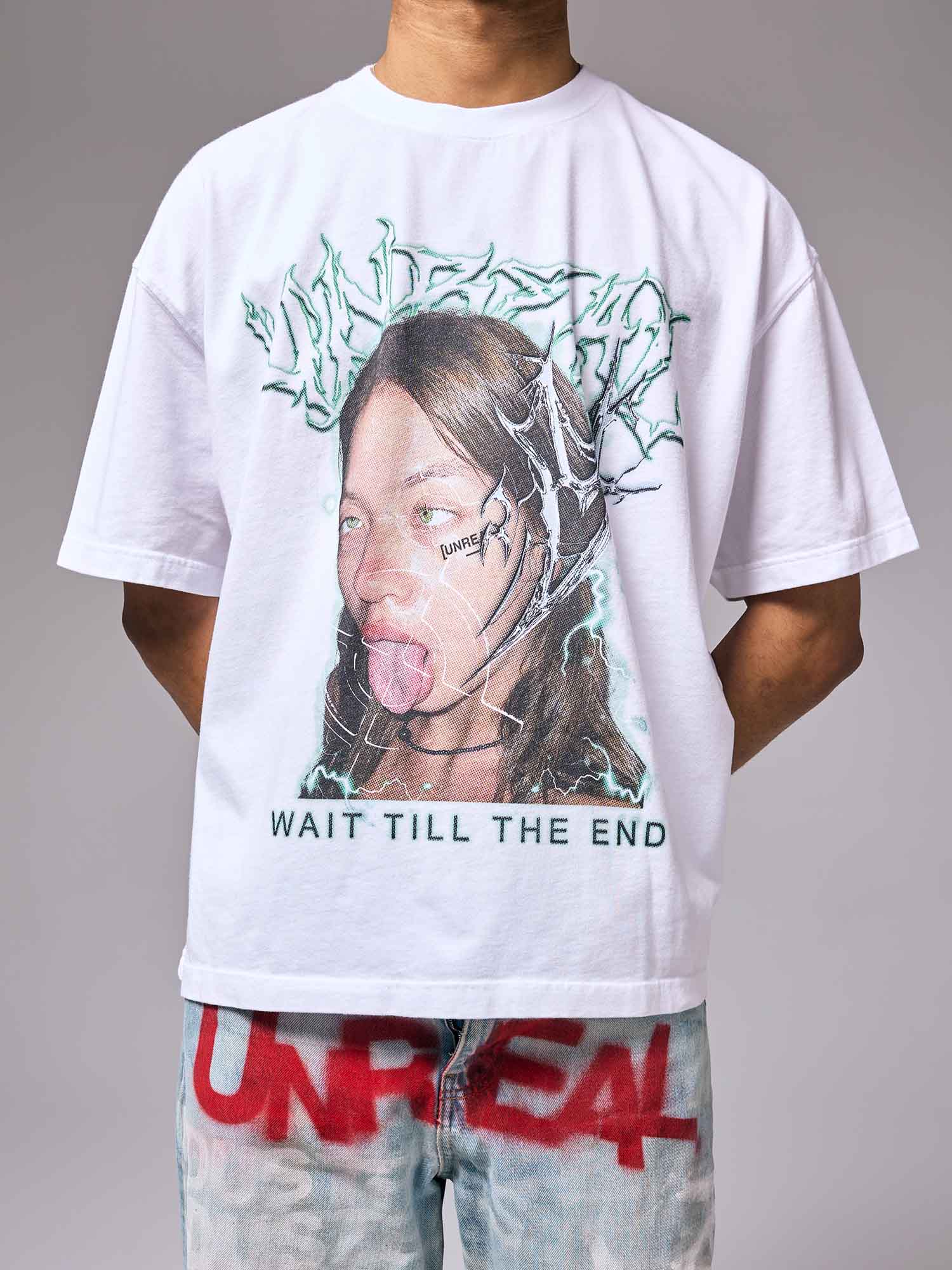 UNREAL Cute Face Tee White - OnSize